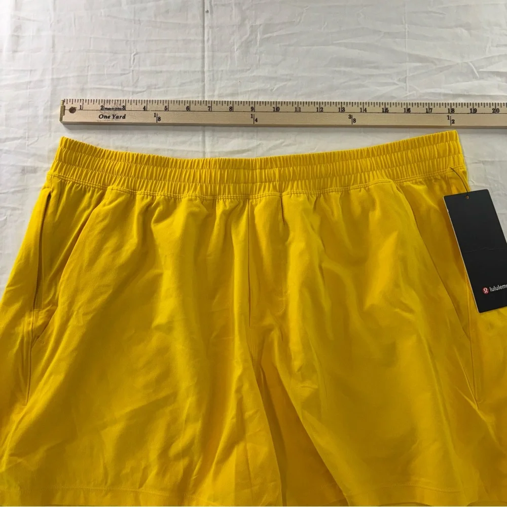 Lululemon Pace Breaker Short 5” *LL Linerless MZYW Maize Yellow Men's Size XXL